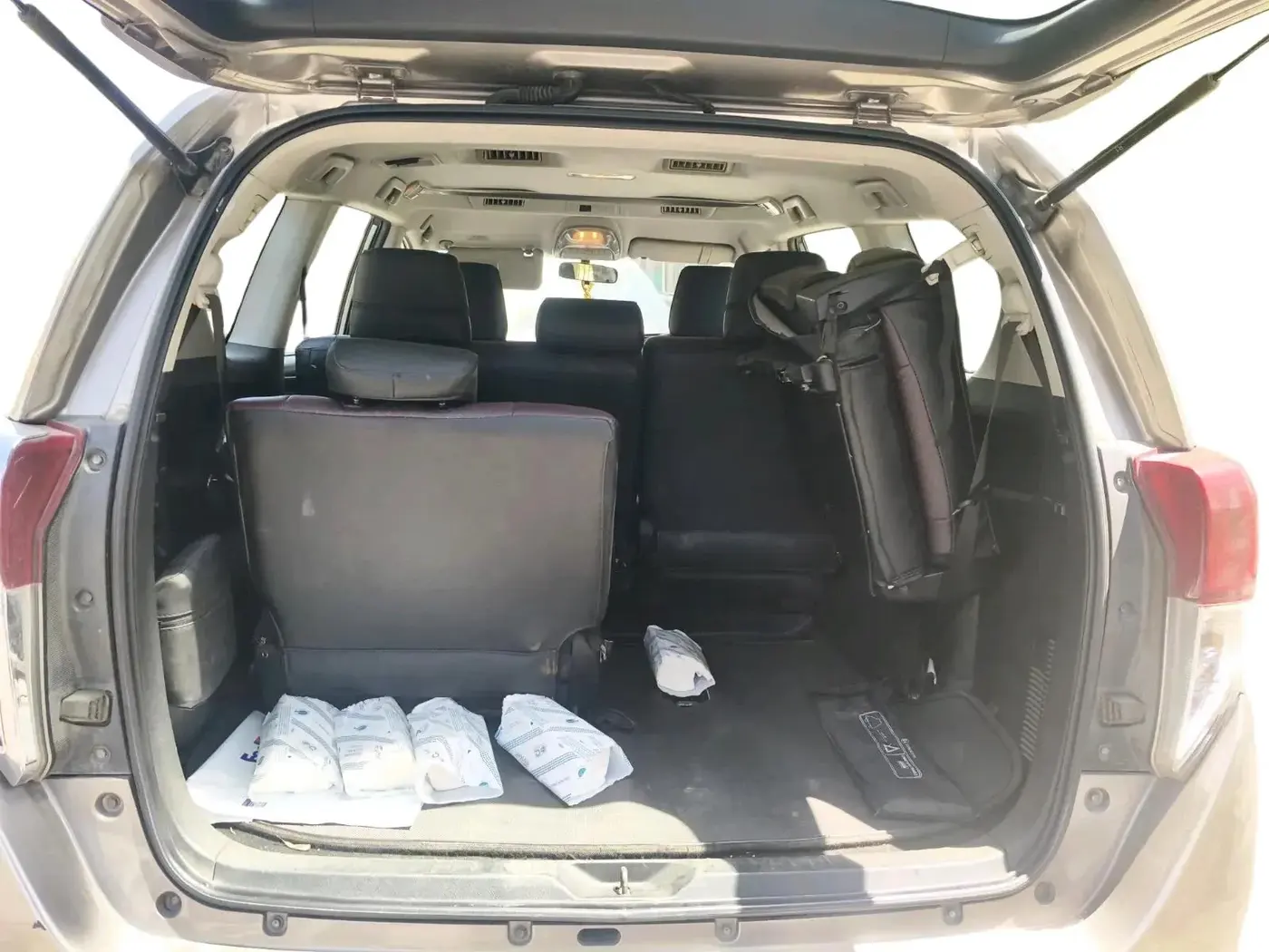 2017 Toyota Innova Crysta 2.4 VX 8 STR, Diesel, Manual, 1,37,472 km, exterior