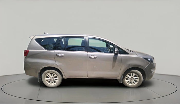 2017 Toyota Innova Crysta 2.4 VX 8 STR, Diesel, Manual, 1,37,472 km, exterior