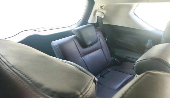 2017 Toyota Innova Crysta 2.4 VX 8 STR, Diesel, Manual, 1,37,472 km, interior