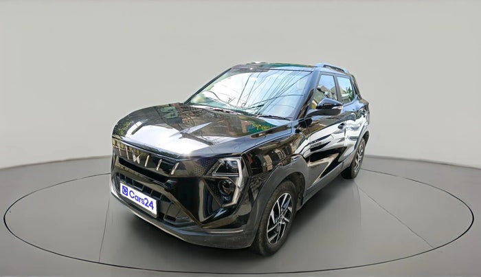 2024 Mahindra XUV 3XO AX5 1.2 L TCMPFi, Petrol, Manual, 20,047 km, exterior