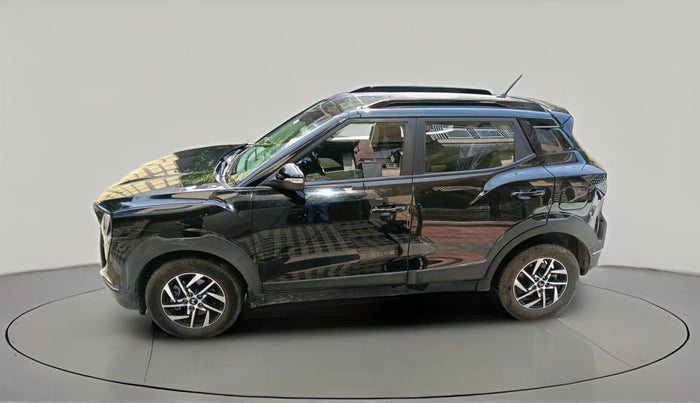 2024 Mahindra XUV 3XO AX5 1.2 L TCMPFi, Petrol, Manual, 20,047 km, exterior