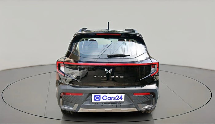 2024 Mahindra XUV 3XO AX5 1.2 L TCMPFi, Petrol, Manual, 20,047 km, exterior