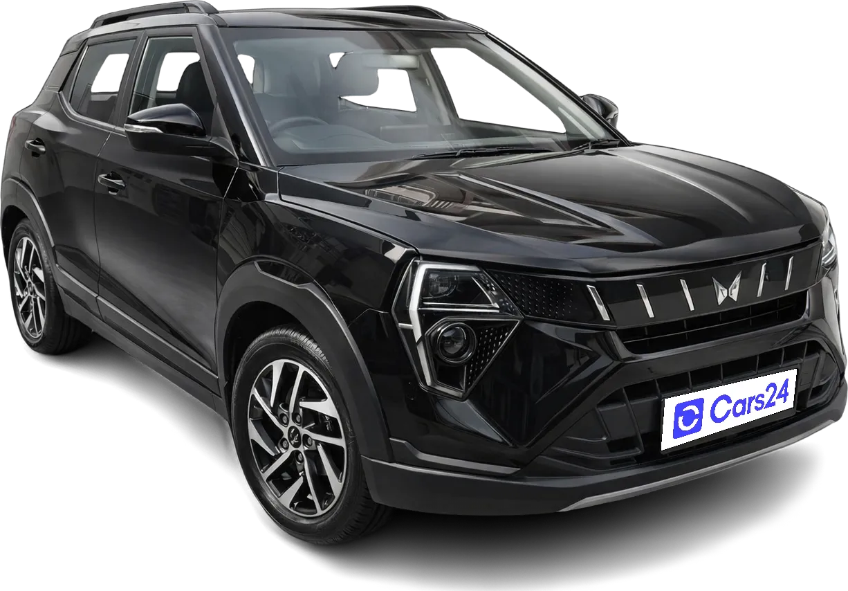 2024 Mahindra XUV 3XO - SUV - Petrol - Manual - ₹9.30 lakh