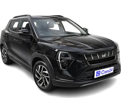 2024 Mahindra XUV 3XO - SUV - Petrol - Manual - ₹9.30 lakh
