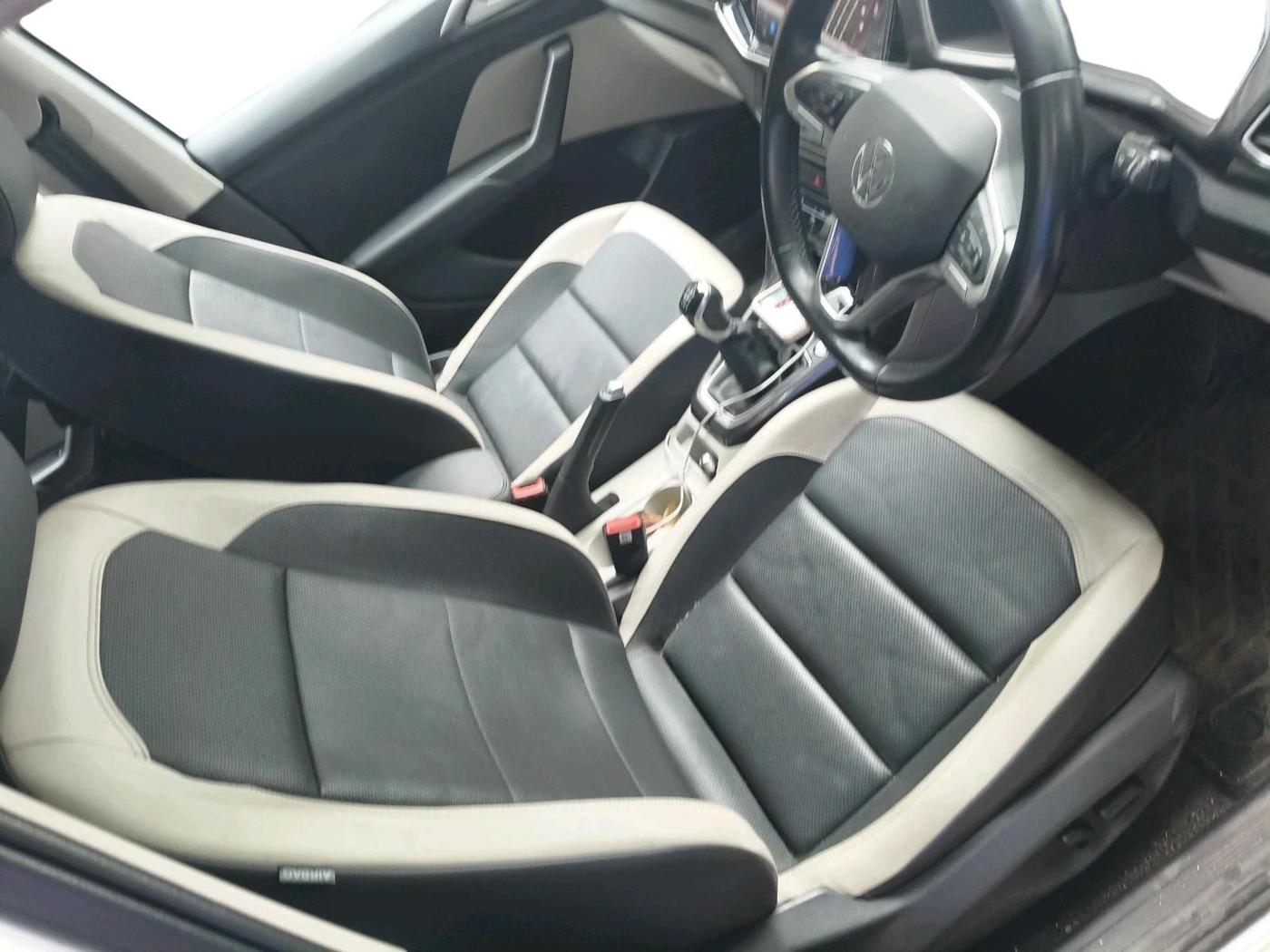 2024 Volkswagen TAIGUN TOPLINE 1.0 TSI MT, Petrol, Manual, 15,925 km, interior