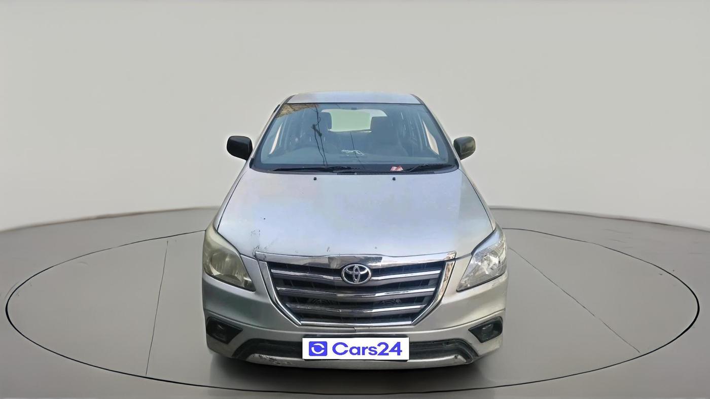 2011 Toyota Innova 2.5 G4 7 STR, Diesel, Manual, 2,59,236 km, exterior