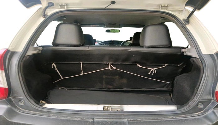 2016 Toyota Etios CROSS 1.4 GD, Diesel, Manual, 1,58,770 km, exterior