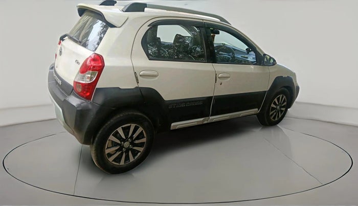 2016 Toyota Etios CROSS 1.4 GD, Diesel, Manual, 1,58,770 km, exterior