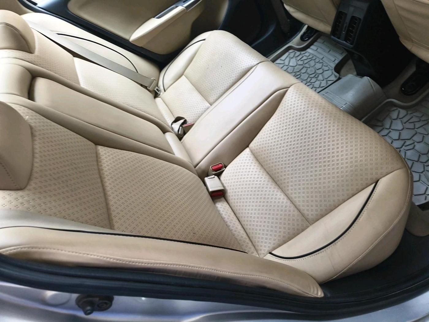2014 Honda City 1.5L I-DTEC VX, Diesel, Manual, 1,29,022 km, interior