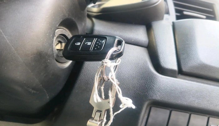 2018 Honda WR-V 1.5L I-DTEC S MT, Diesel, Manual, 1,73,800 km, interior