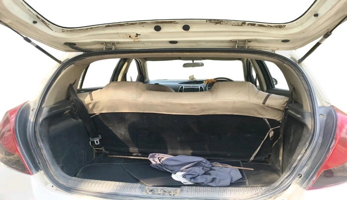 2013 Hyundai i20 MAGNA 1.4 CRDI, Diesel, Manual, 80,997 km, exterior