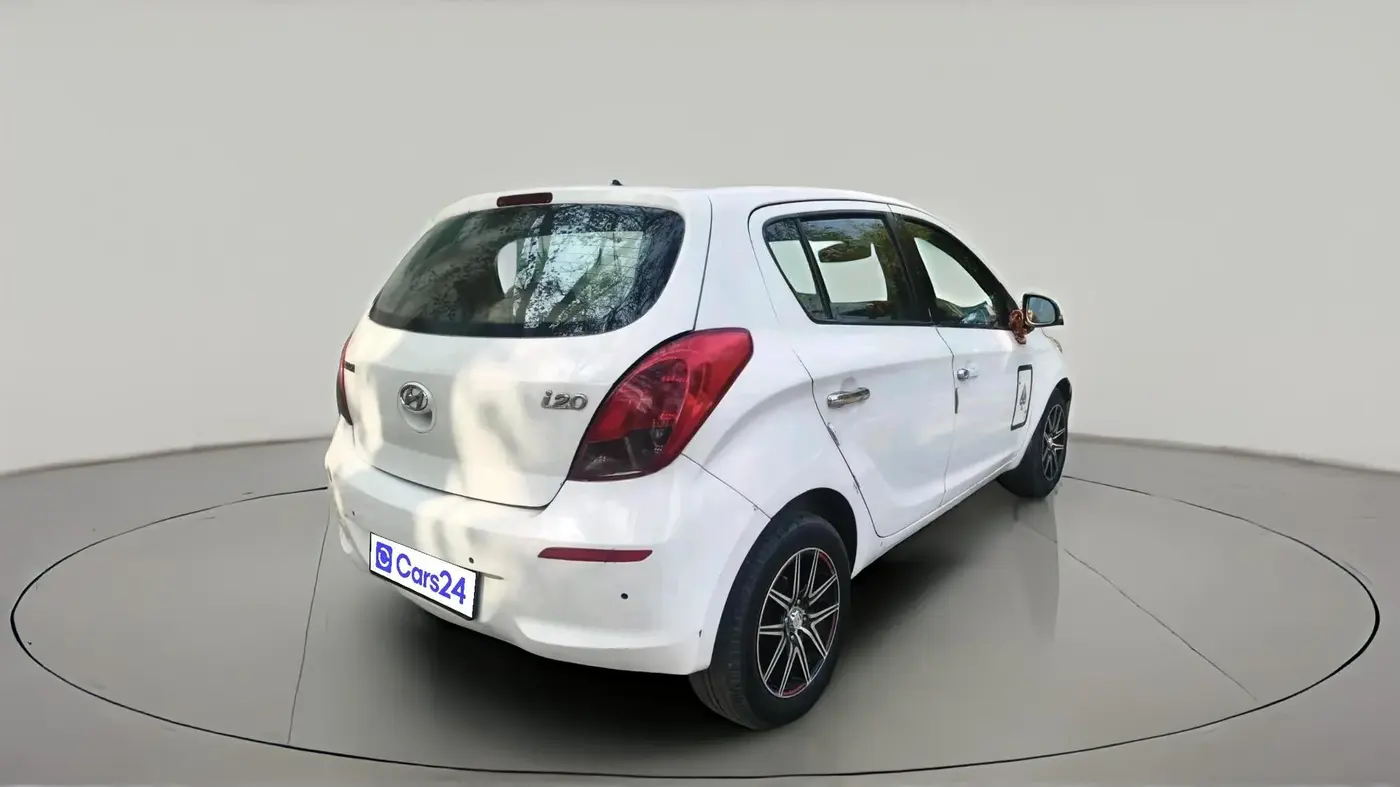 2013 Hyundai i20 MAGNA 1.4 CRDI, Diesel, Manual, 80,997 km, exterior