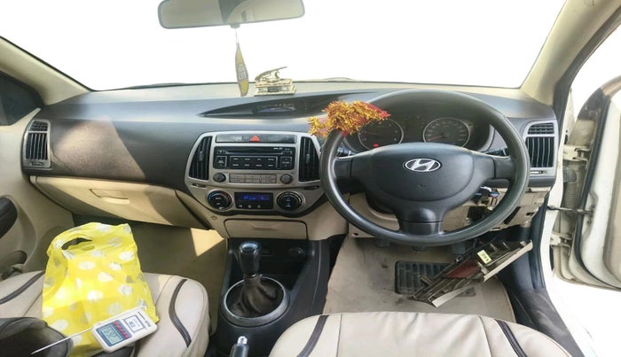 2013 Hyundai i20 MAGNA 1.4 CRDI, Diesel, Manual, 80,997 km, interior