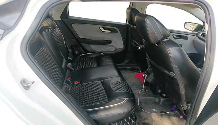2020 Tata ALTROZ XZ DIESEL, Diesel, Manual, 65,900 km, interior