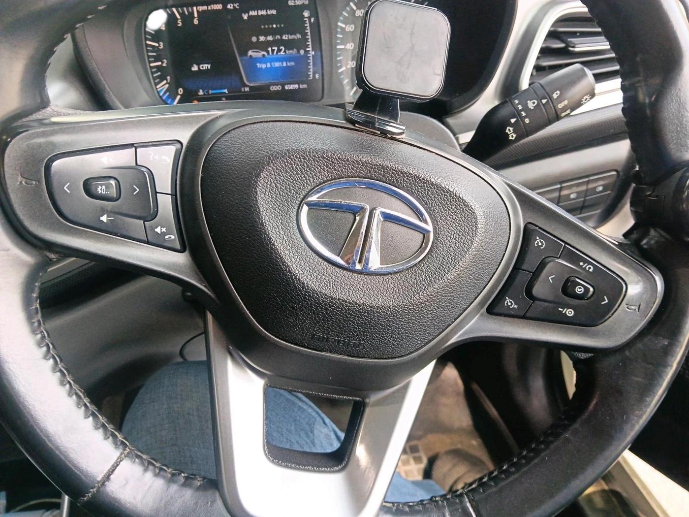 2020 Tata ALTROZ XZ DIESEL, Diesel, Manual, 65,900 km, interior