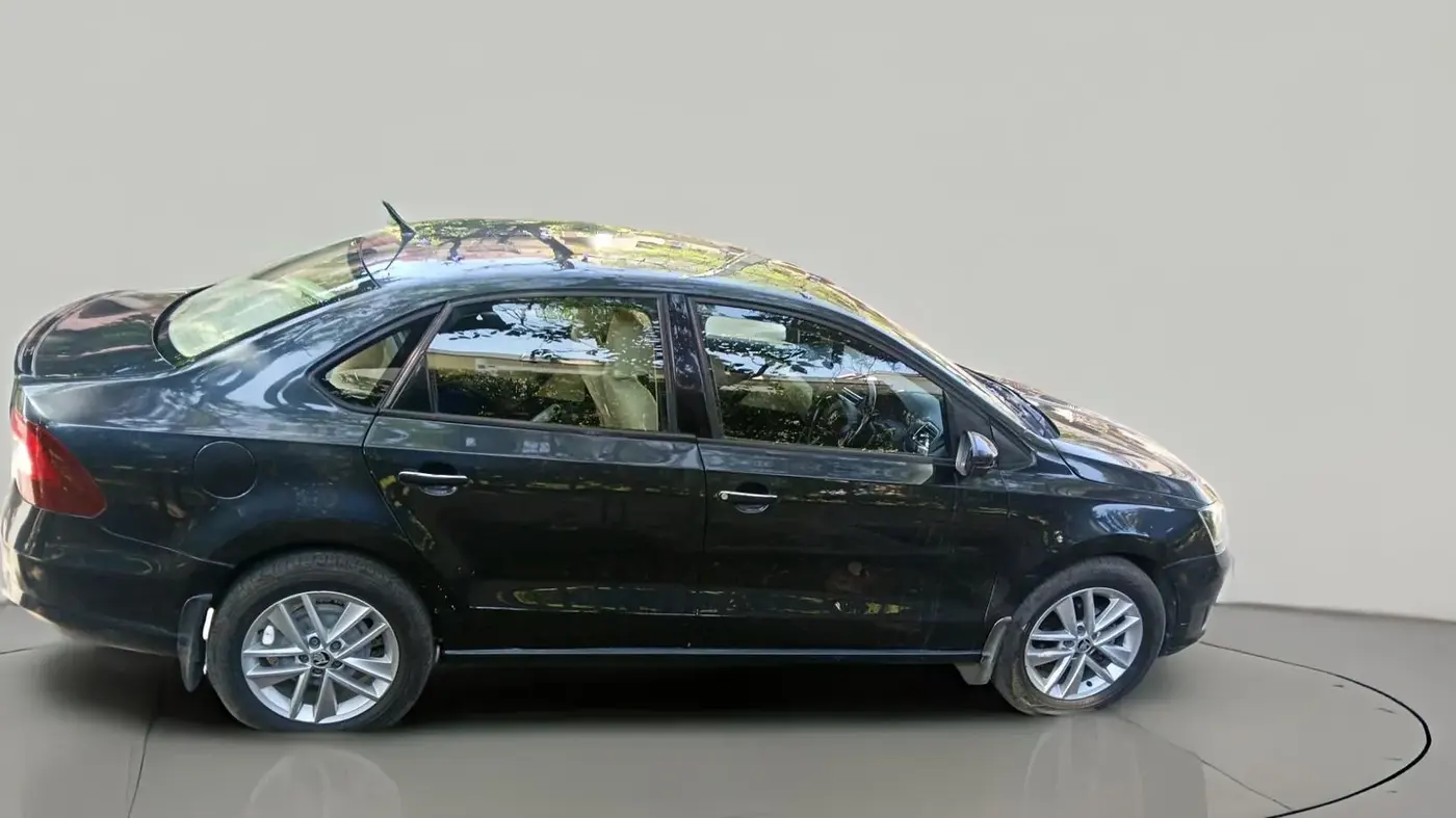 2018 Skoda Rapid STYLE 1.5 TDI AT, Diesel, Automatic, 87,333 km, exterior