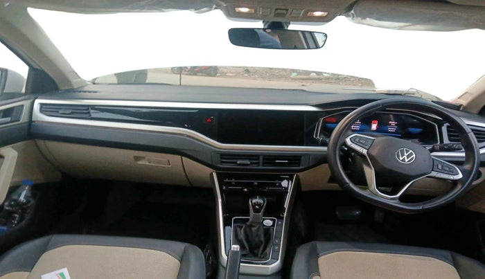 2024 Volkswagen VIRTUS TOPLINE TSI 1.0 AT, Petrol, Automatic, 8,566 km, interior