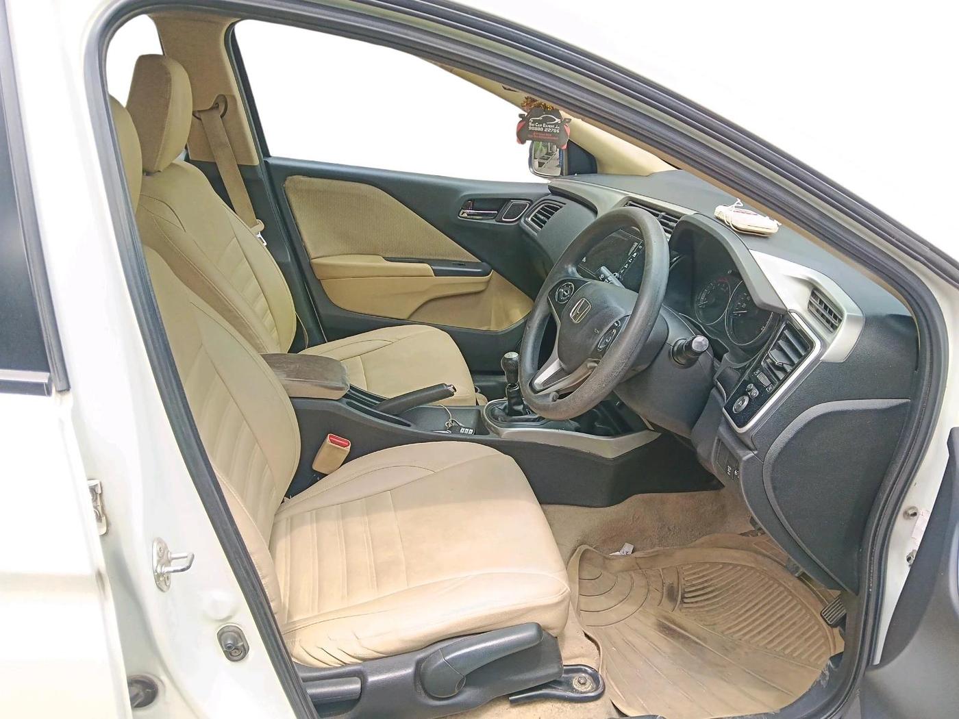 2017 Honda City 1.5L I-DTEC V, Diesel, Manual, 1,69,421 km, interior