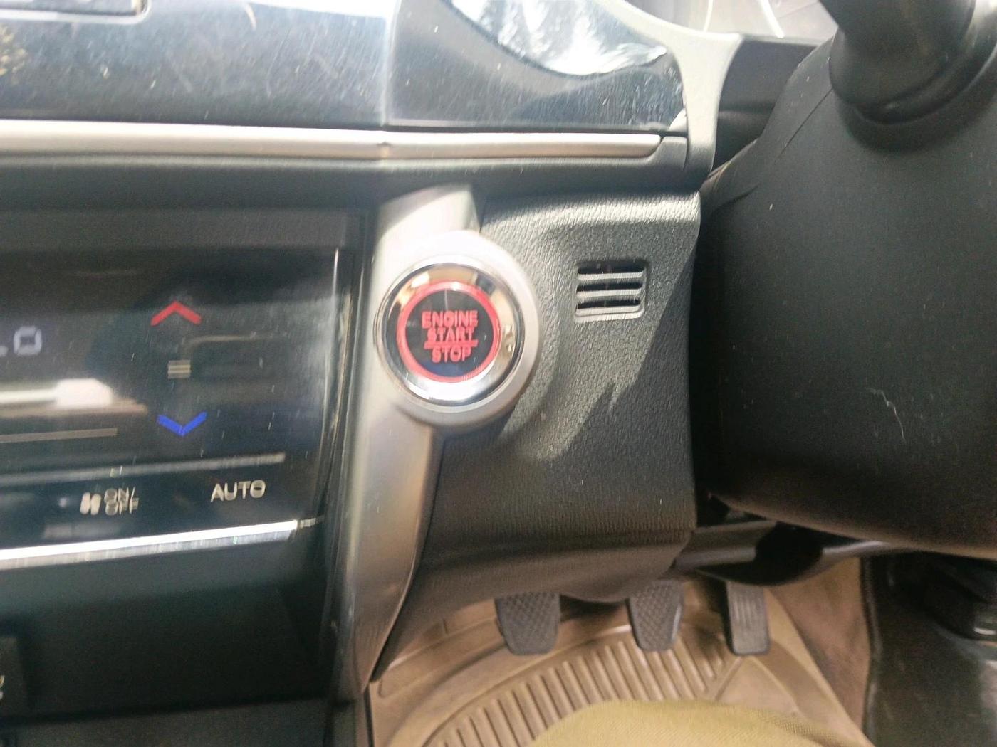 2017 Honda City 1.5L I-DTEC V, Diesel, Manual, 1,69,421 km, interior