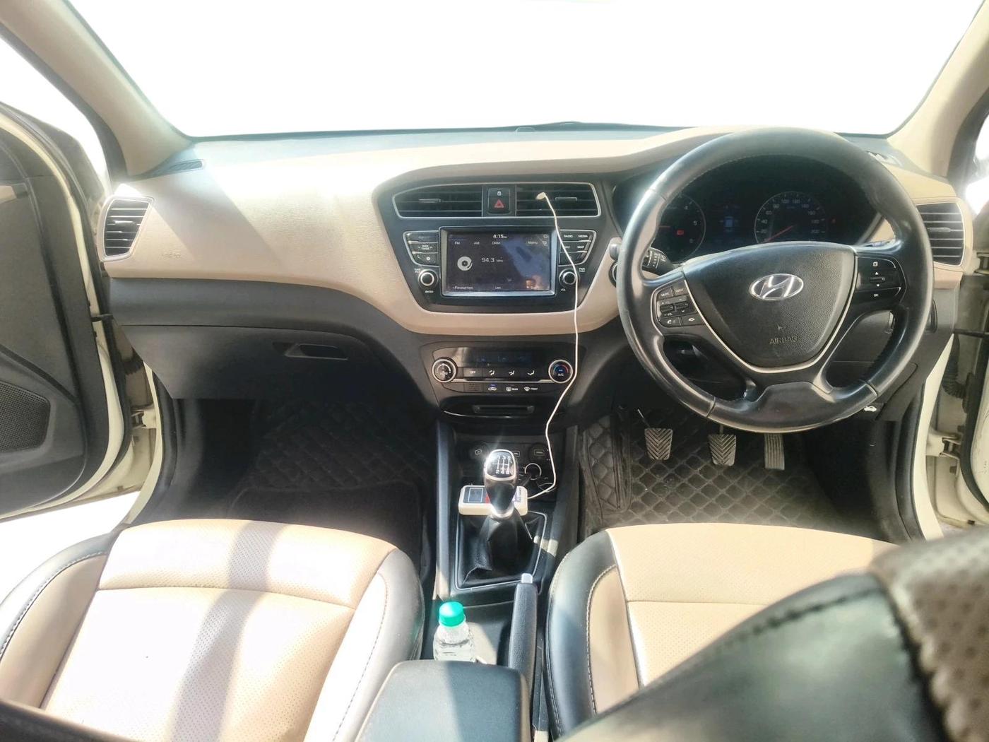 2019 Hyundai Elite i20 ASTA 1.4 CRDI (O), Diesel, Manual, 1,10,292 km, interior