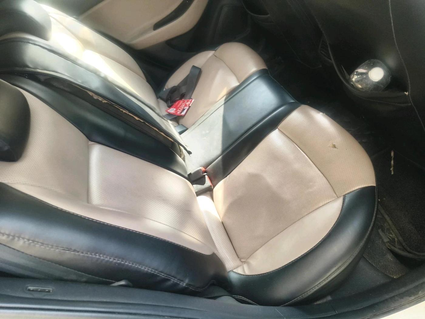 2019 Hyundai Elite i20 ASTA 1.4 CRDI (O), Diesel, Manual, 1,10,292 km, interior