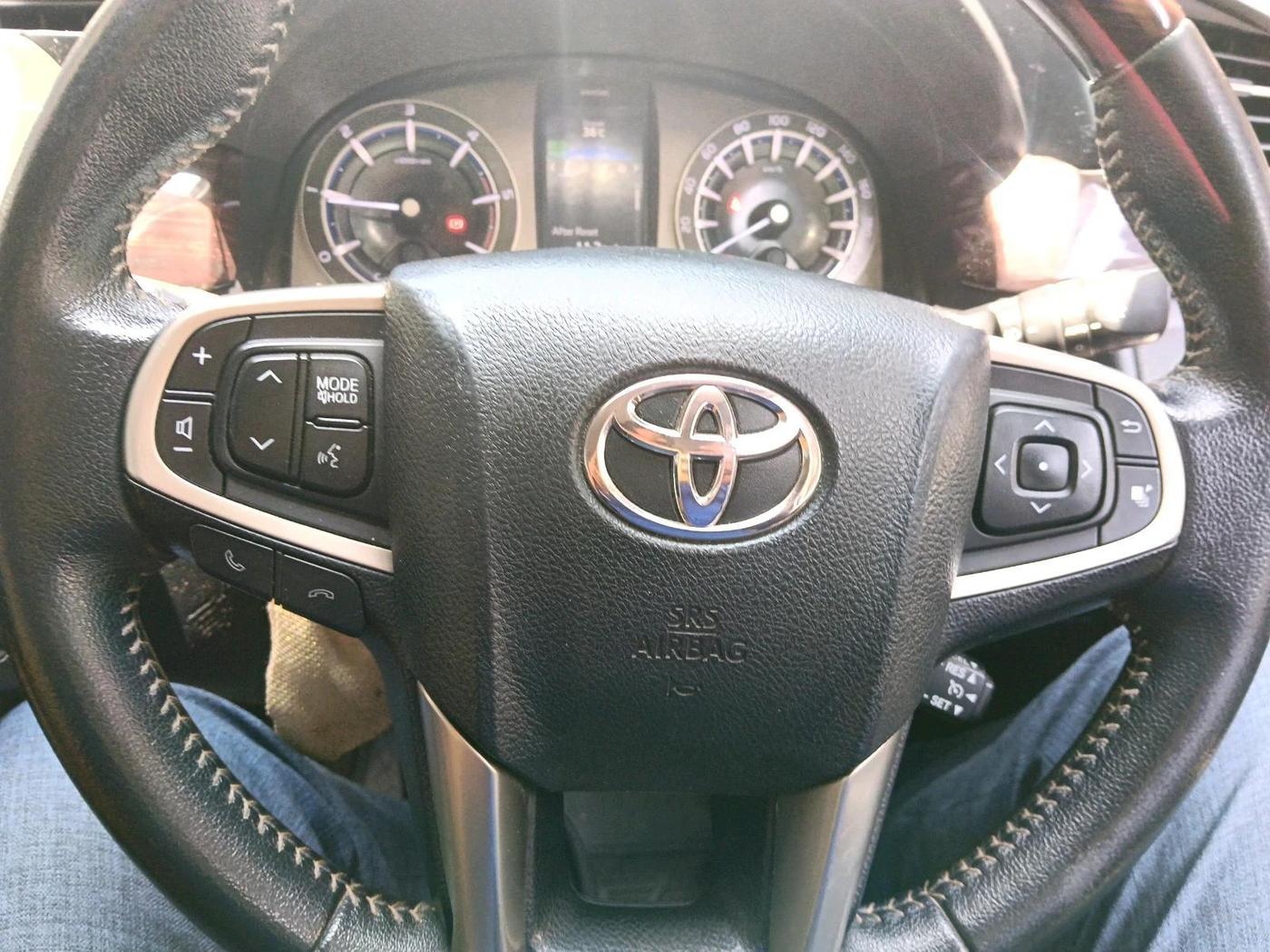2022 Toyota Innova Crysta 2.4 VX 7 STR, Diesel, Manual, 81,290 km, interior