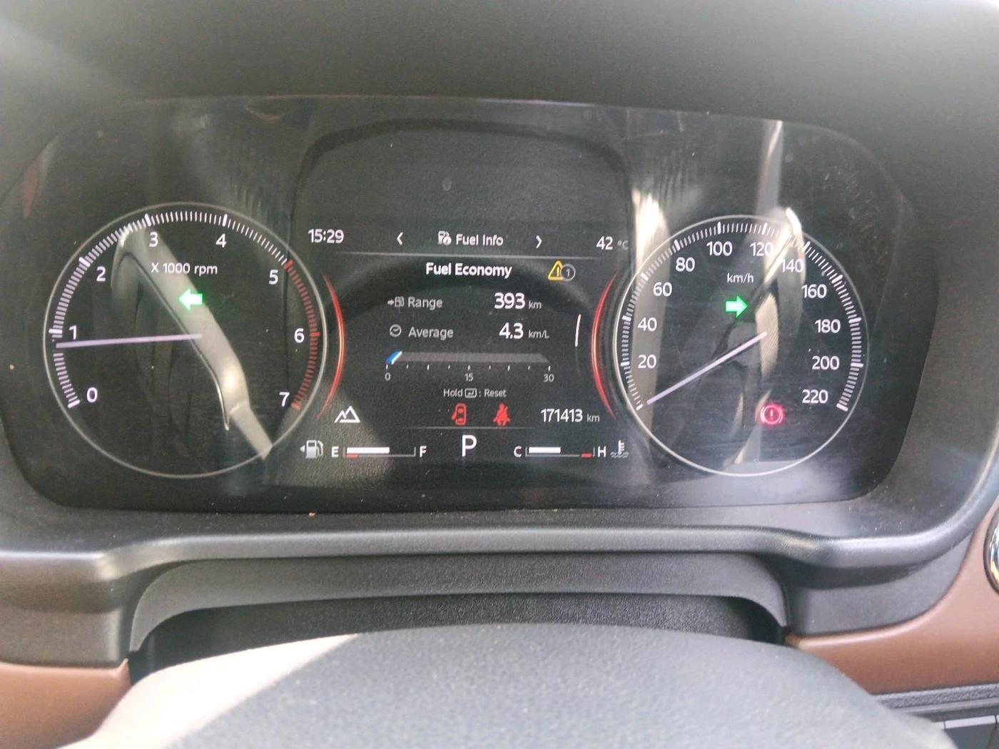 2022 Mahindra SCORPIO-N Z8 L DIESEL AT 4WD 7 STR, Diesel, Automatic, 1,71,413 km, interior