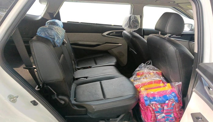 2025 KIA CARENS Premium (O) 1.5 Diesel MT 7 STR, Diesel, Manual, 51,288 km, interior