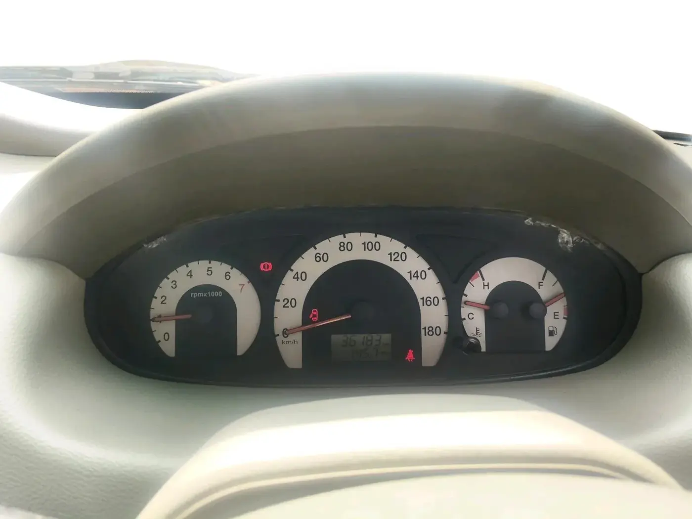 2015 Mahindra Quanto C8, Diesel, Manual, 36,183 km, interior