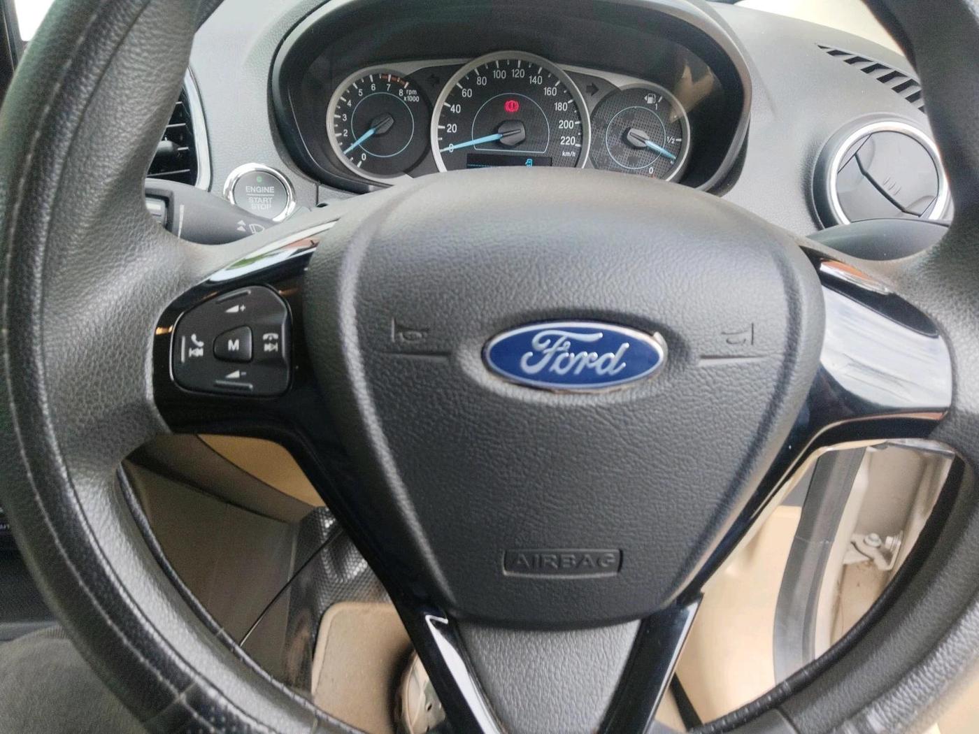 2019 Ford Figo Aspire TITANIUM 1.2 PETROL, Petrol, Manual, 28,405 km, interior