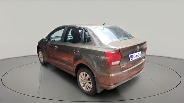 2017 Volkswagen Ameo HIGHLINE1.2L, Petrol, Manual, 77,508 km, exterior