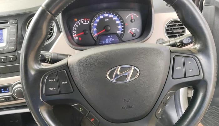 2014 Hyundai Xcent SX 1.2 (O), Petrol, Manual, 62,864 km, interior