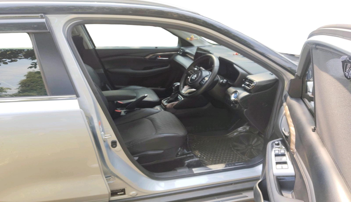 2023 Maruti Grand Vitara ALPHA PLUS HYBRID ECVT, Hybrid, Automatic, 26,508 km, interior