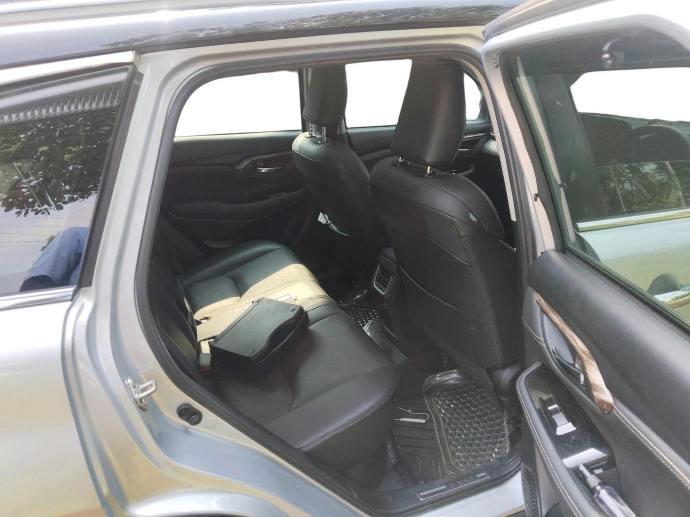 2023 Maruti Grand Vitara ALPHA PLUS HYBRID ECVT, Hybrid, Automatic, 26,508 km, interior