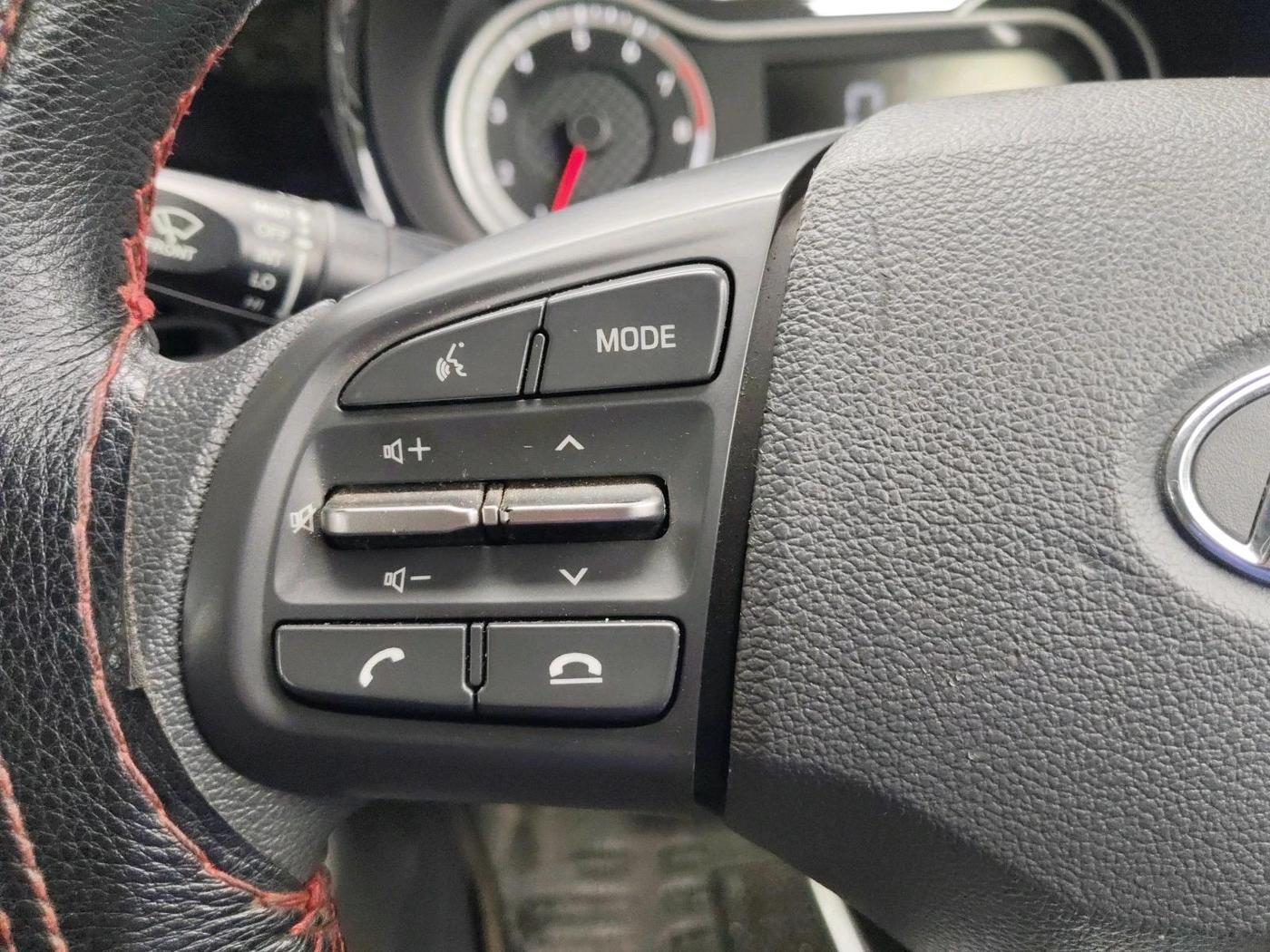 2021 Hyundai GRAND I10 NIOS SPORTZ AMT 1.2 KAPPA VTVT, Petrol, Automatic, 35,000 km, interior