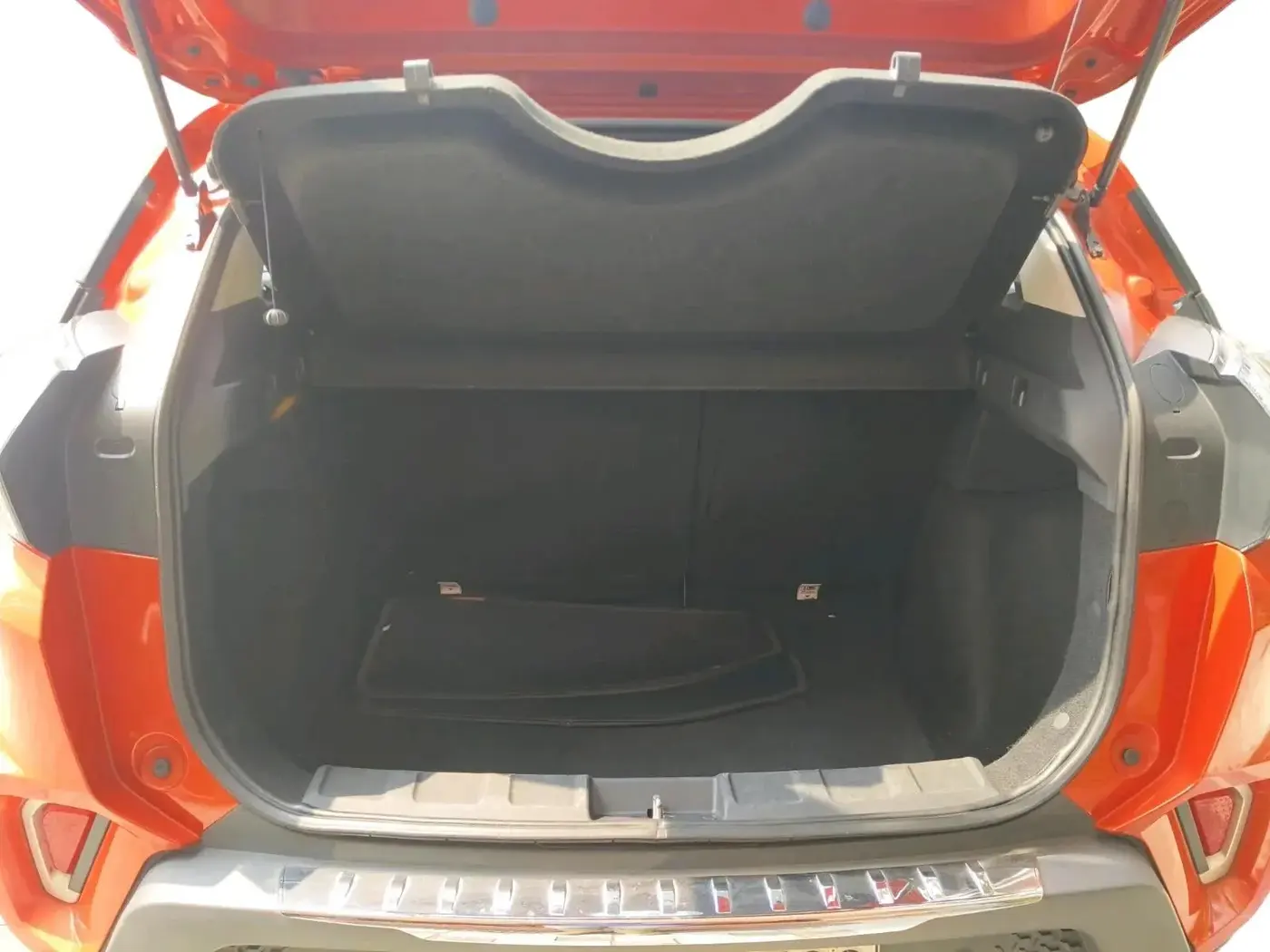 2020 Tata NEXON XZA PLUS (O) PETROL, Petrol, Automatic, 58,367 km, exterior