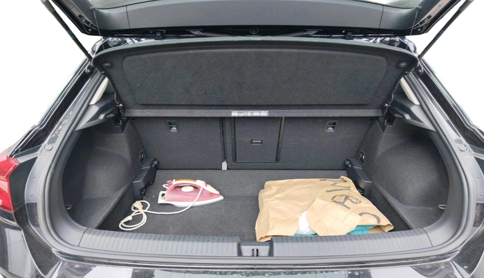 2021 Volkswagen T-ROC 1.5 TSI AT, Petrol, Automatic, 62,078 km, exterior