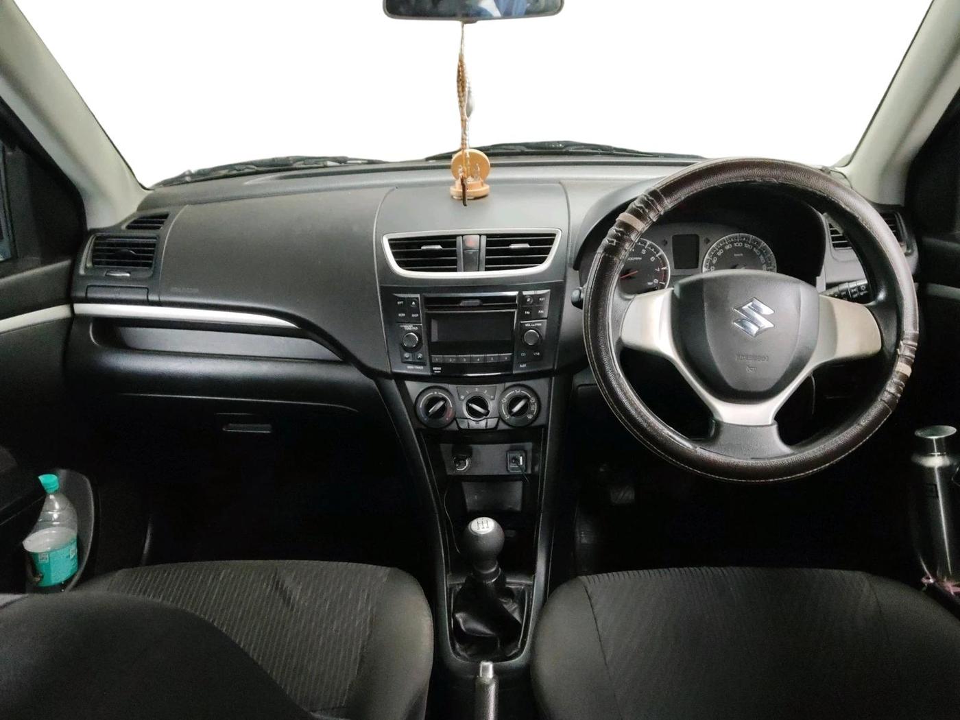 2016 Maruti Swift VXI O, Petrol, Manual, 1,17,300 km, interior