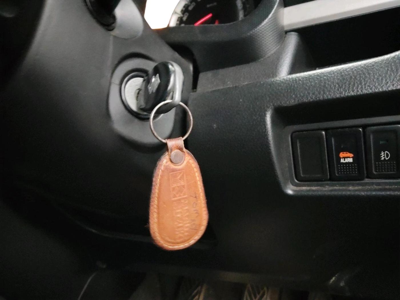 2016 Maruti Swift VXI O, Petrol, Manual, 1,17,300 km, interior