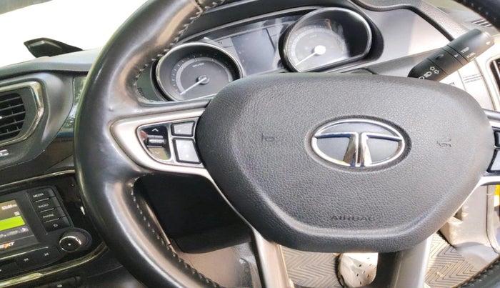 2018 Tata Hexa XTA 4X2 7 STR, Diesel, Automatic, 64,634 km, interior