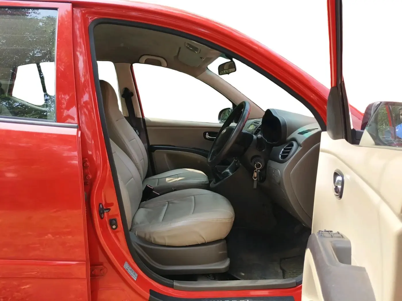 2011 Hyundai i10 SPORTZ 1.2, Petrol, Manual, 97,479 km, interior