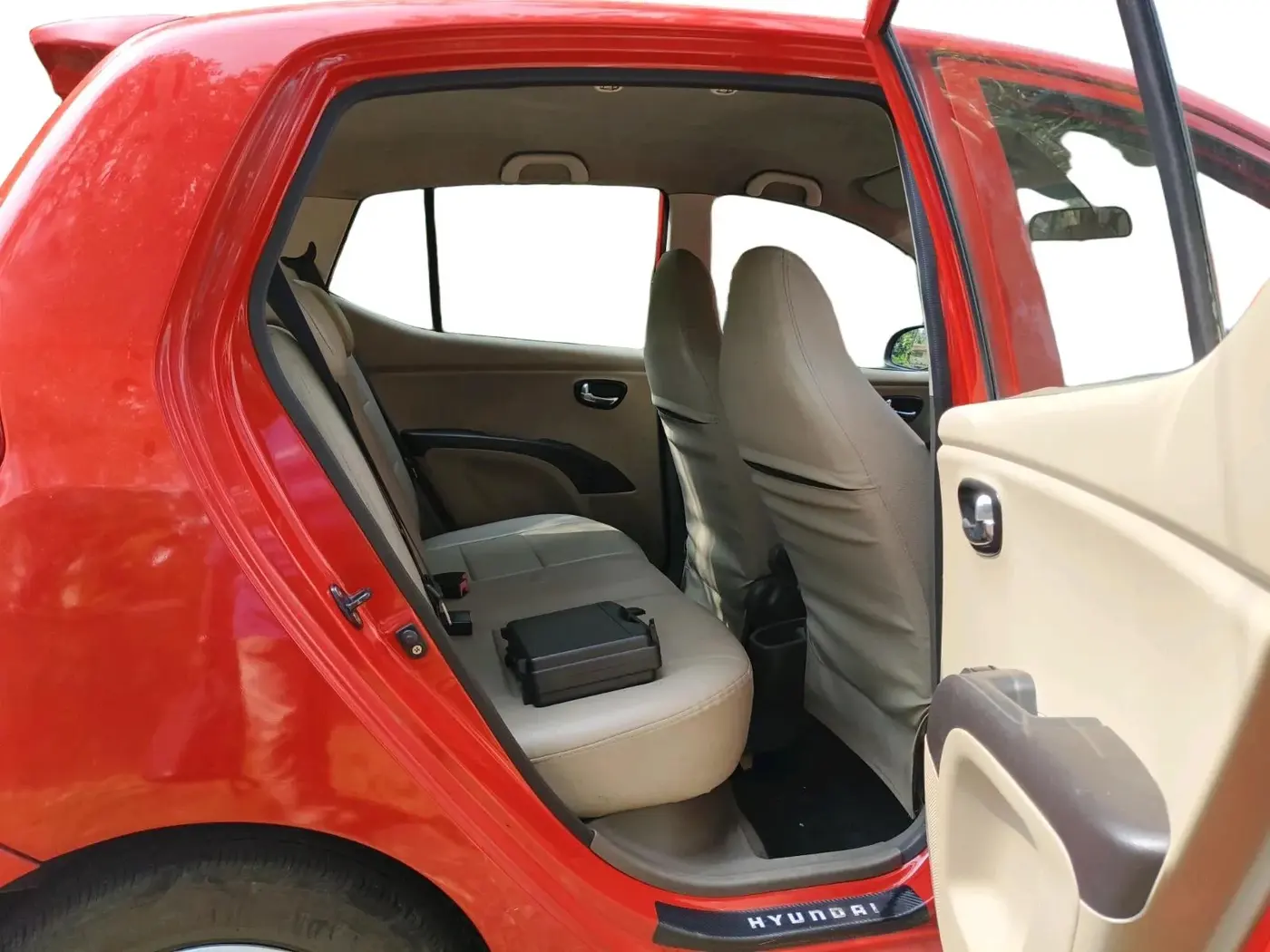 2011 Hyundai i10 SPORTZ 1.2, Petrol, Manual, 97,479 km, interior