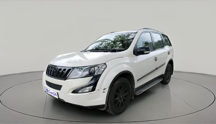 2016 Mahindra XUV500 W6 AT, Diesel, Automatic, 84,884 km, exterior