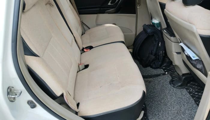 2016 Mahindra XUV500 W6 AT, Diesel, Automatic, 84,884 km, interior