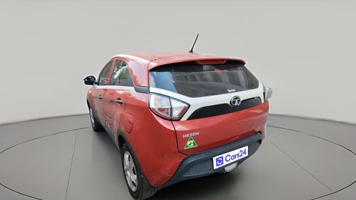 2018 Tata NEXON XM PETROL, CNG, Manual, 1,02,403 km, exterior