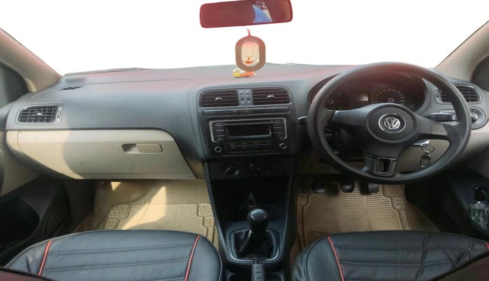 2013 Volkswagen Polo COMFORTLINE 1.2L, Diesel, Manual, 1,59,887 km, interior