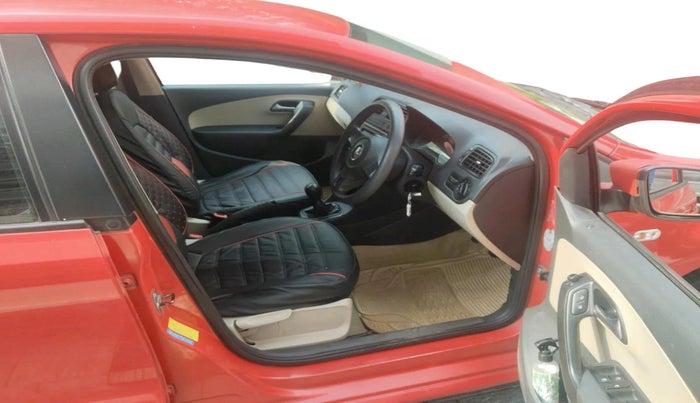 2013 Volkswagen Polo COMFORTLINE 1.2L, Diesel, Manual, 1,59,887 km, interior