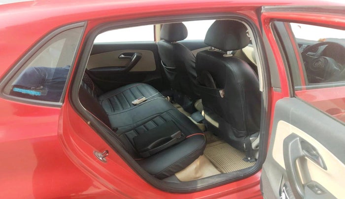 2013 Volkswagen Polo COMFORTLINE 1.2L, Diesel, Manual, 1,59,887 km, interior
