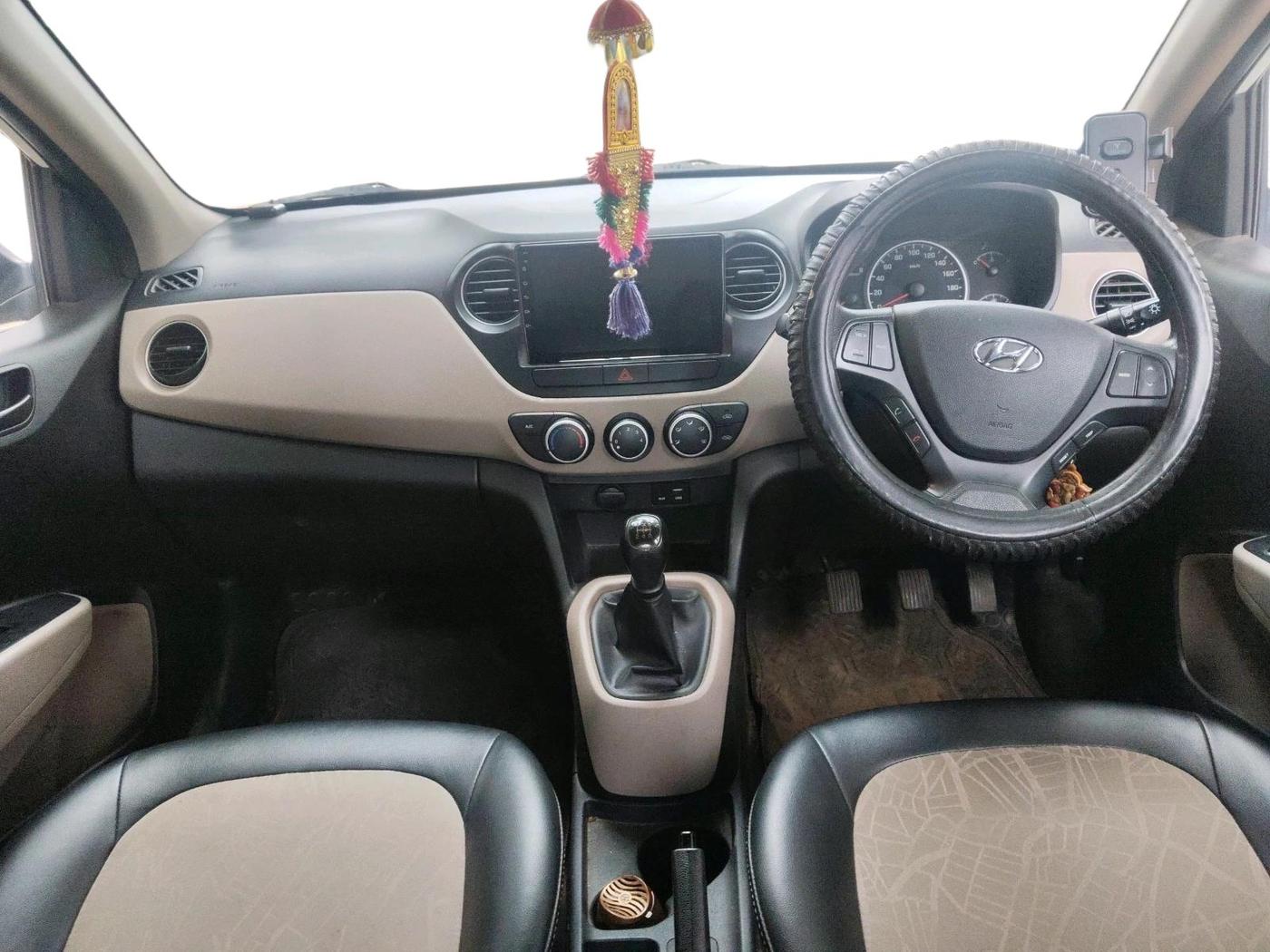 2019 Hyundai Grand i10 MAGNA 1.2 KAPPA VTVT, Petrol, Manual, 53,872 km, interior