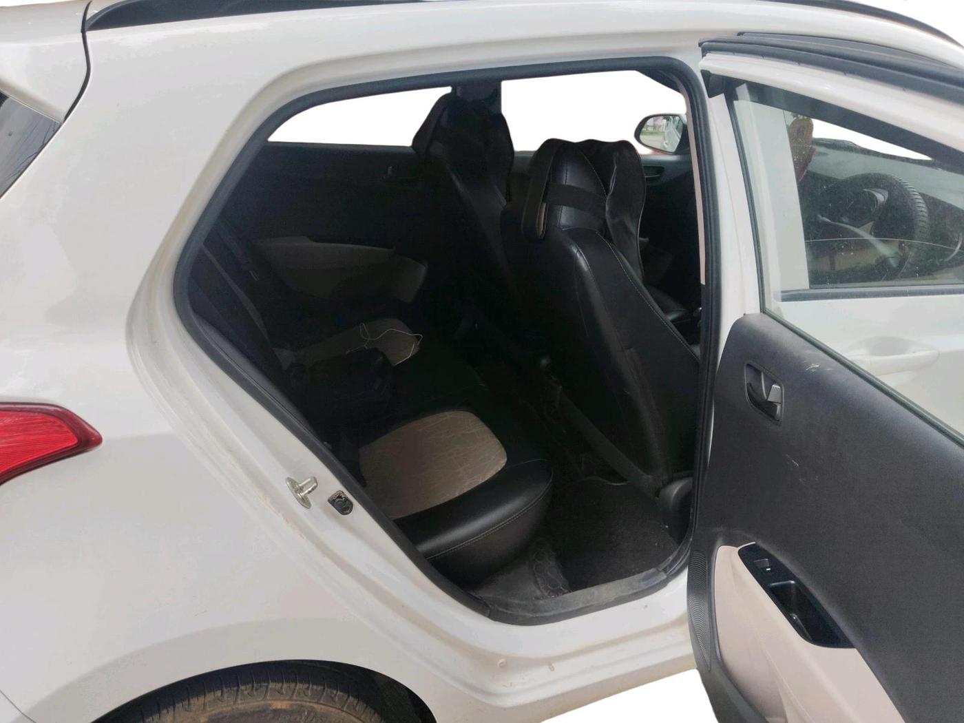 2019 Hyundai Grand i10 MAGNA 1.2 KAPPA VTVT, Petrol, Manual, 53,872 km, interior